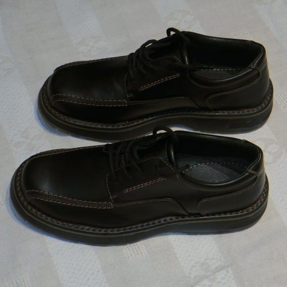 Nevada Shoes - Picture 2 of 4